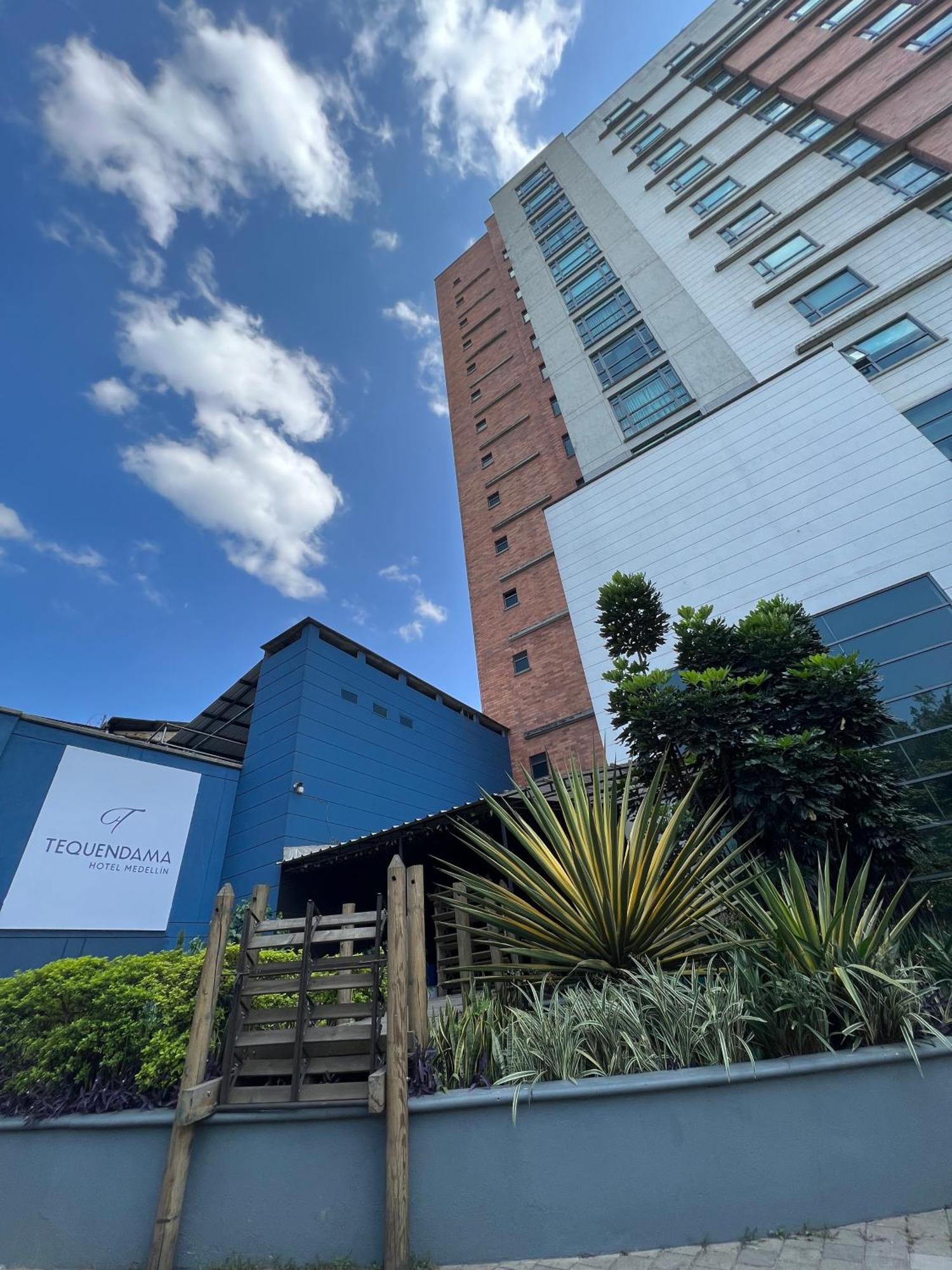 Tequendama Hotel Medellin - Estadio エクステリア 写真