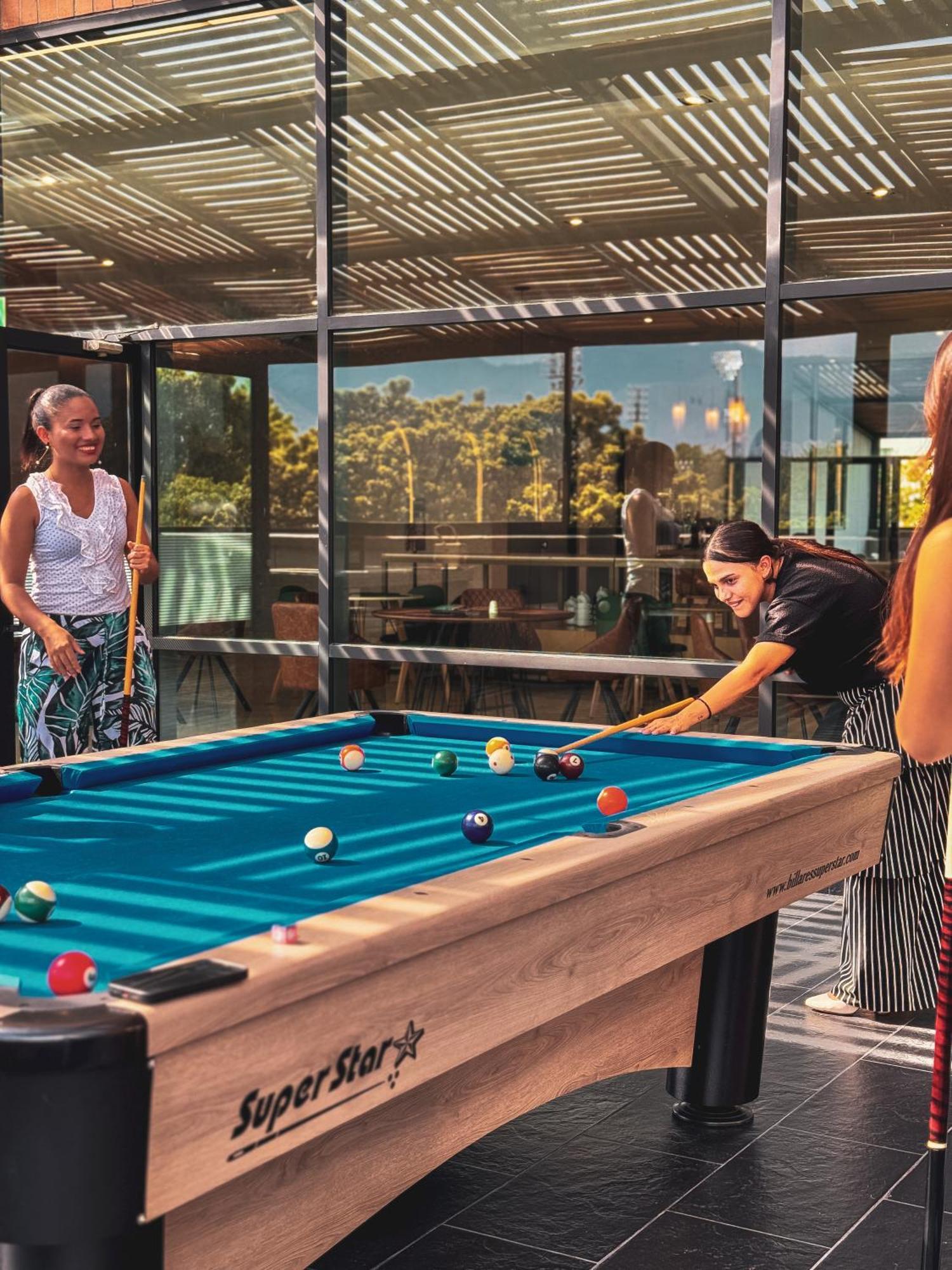 Tequendama Hotel Medellin - Estadio エクステリア 写真