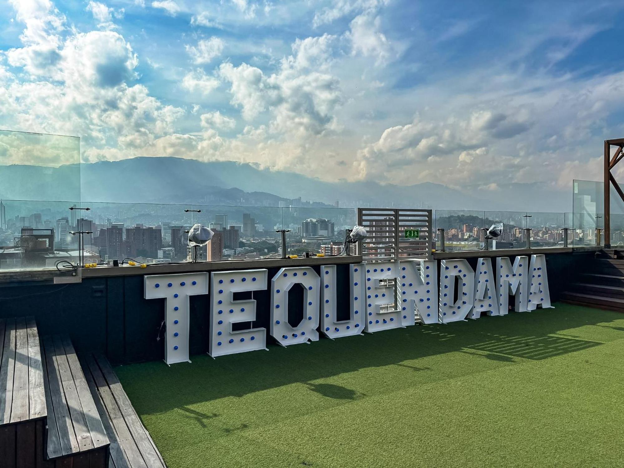 Tequendama Hotel Medellin - Estadio エクステリア 写真