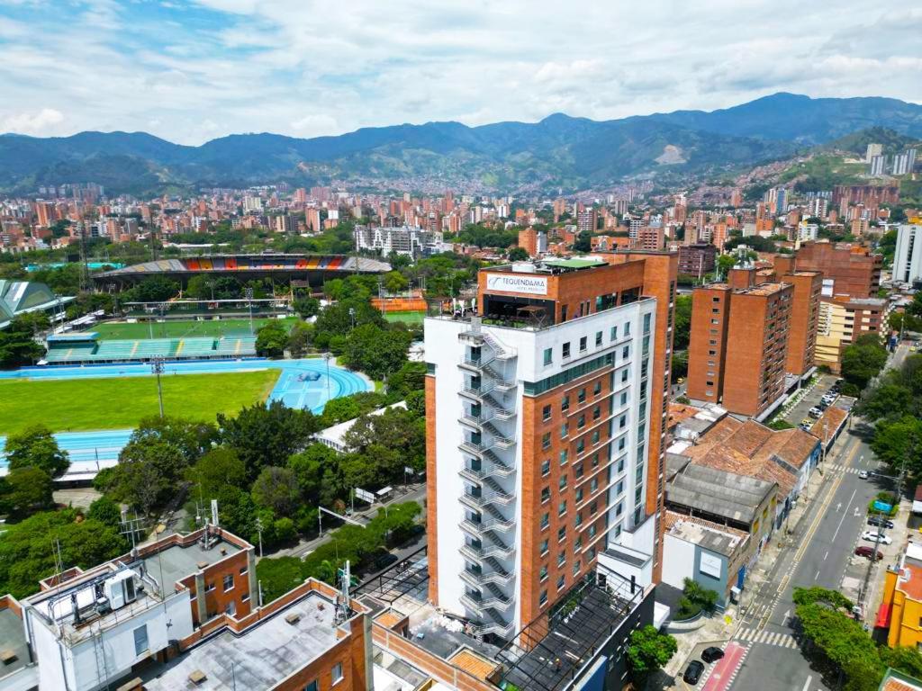 Tequendama Hotel Medellin - Estadio エクステリア 写真