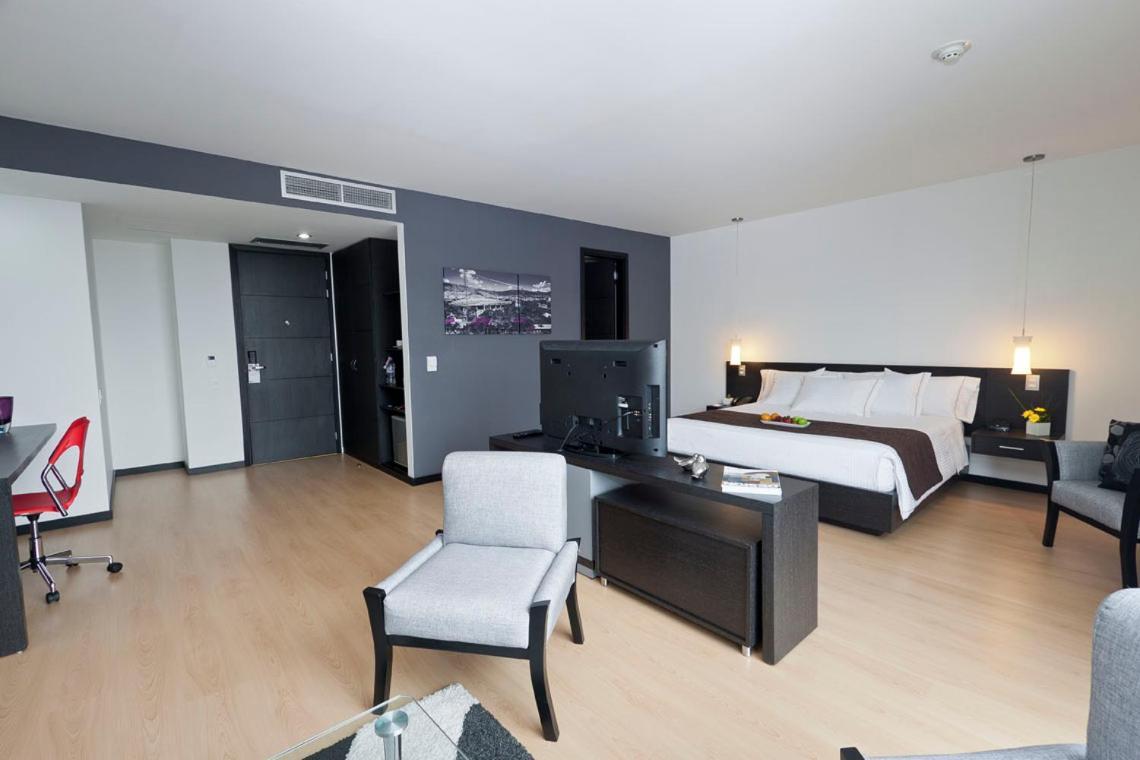 Tequendama Hotel Medellin - Estadio エクステリア 写真